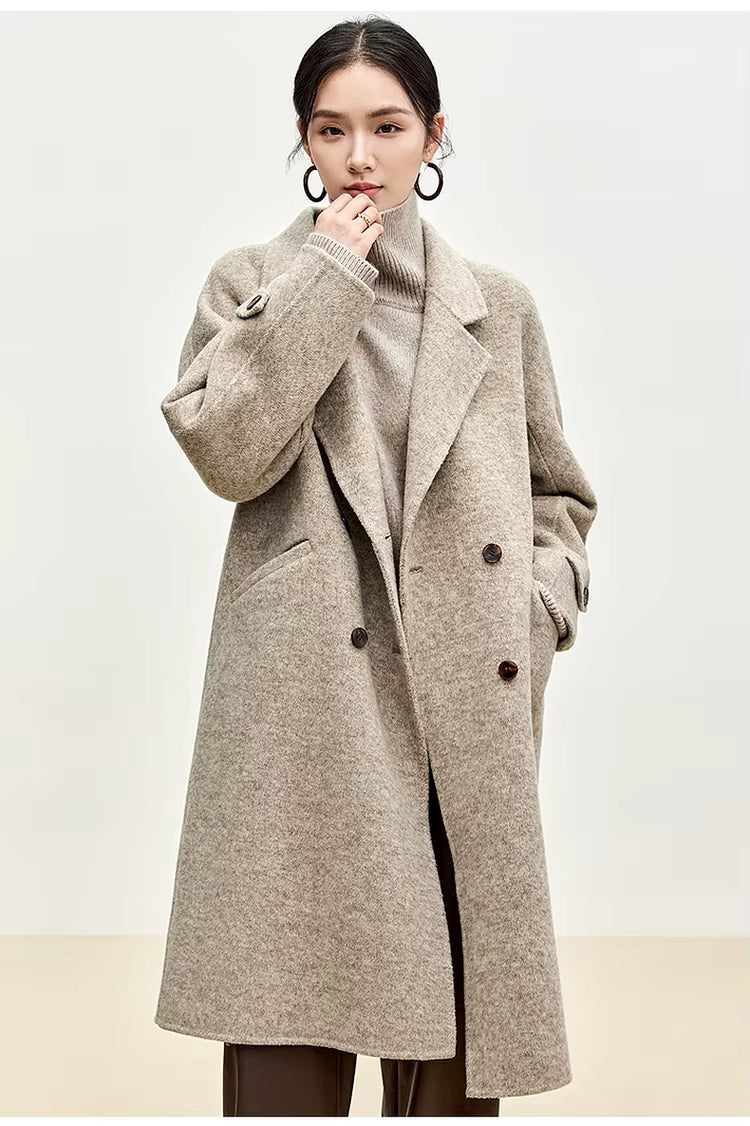 Elegante Wool Coat